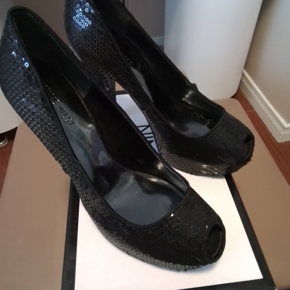 Ladies dress shoes